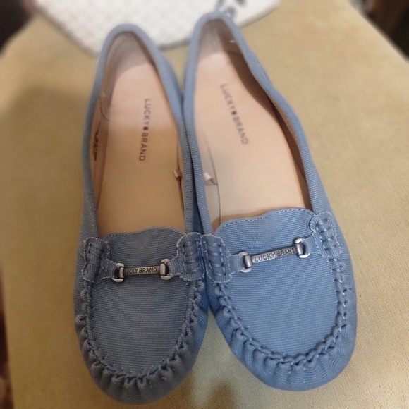 Lucky Brand Shoes - Lucky slip ons size 7
